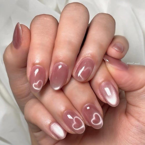貓眼美甲款式範本2：愛心貓眼