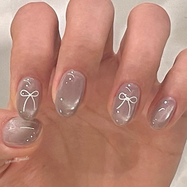 貓眼美甲款式範本3：蝴蝶結貓眼
