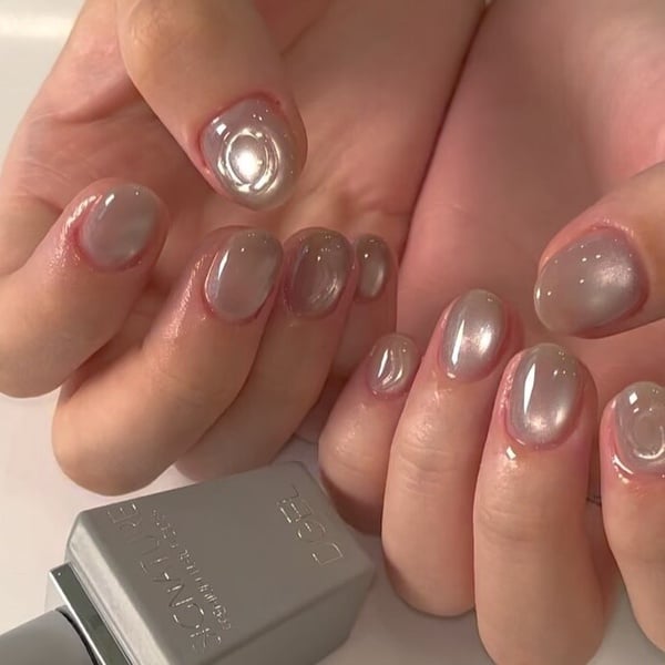 貓眼美甲款式範本12：立體貓眼