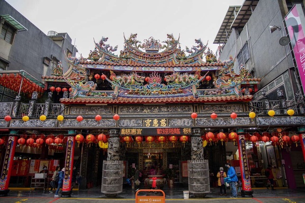 2025全台8間「靈驗財神廟」攻略，過年走春必去，加碼迎財時機+禁忌
