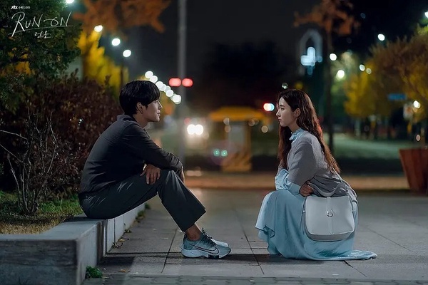 比《我的完美秘書》還上癮！8部大人系愛情韓劇，《春夜》必追，第2部網公認「一生推」