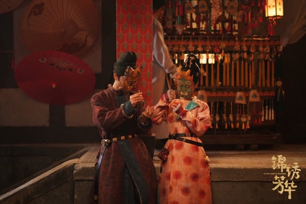 9部2025陸劇新劇照！《國色芳華》第2部劇照《五福臨門》大婚照曝光，《驕陽似我》最甜
