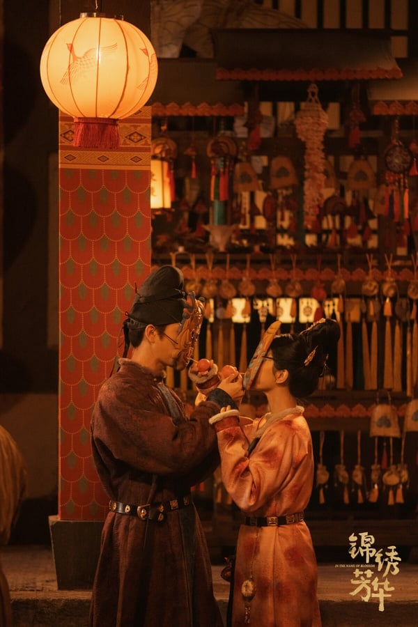 春節9部陸劇新劇照！《國色芳華》第2部劇照曝光，《五福臨門》撒糖，但