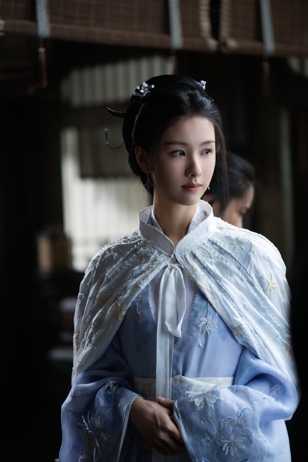 業內票選2024好感藝人Top10!《九重紫》孟子義第4，《大奉打更人》王鶴棣第2，冠軍是她
