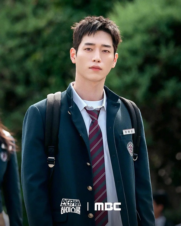 二月「最期待韓劇」TOP6！朴寶英《我們的浪漫電影》第3輸朴炯植《寶物島》，冠軍是它