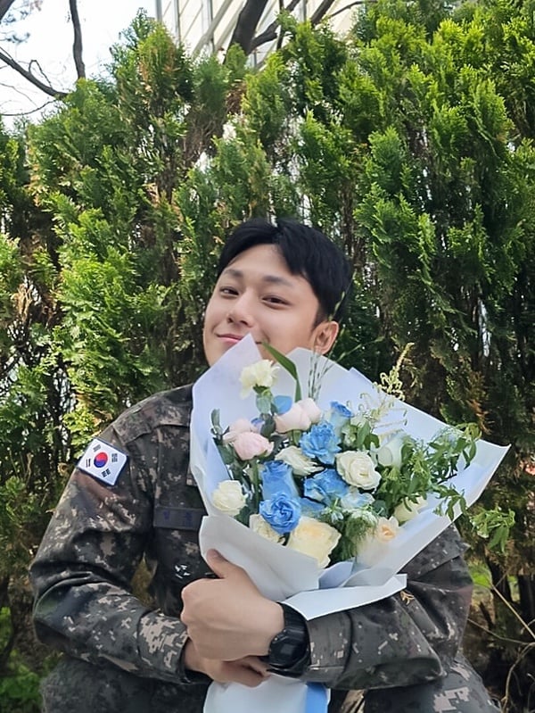 《黑暗榮耀》演員近況！宋慧喬推新作，李到晛5月退伍放閃林智妍，朴成焄慘捲謎片風波
