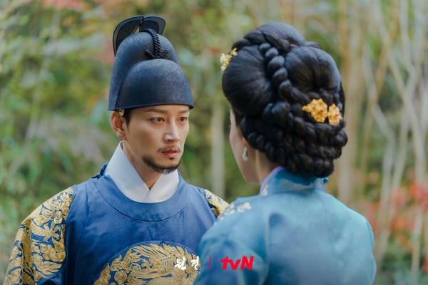 2月韓劇演員話題度TOP10：《外傷重症中心》秋英宇第4輸李浚赫，冠軍是他不意外！
