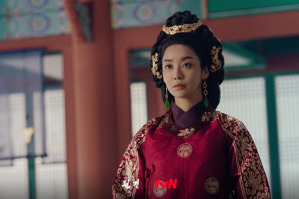 2月韓劇演員話題度TOP10：《外傷重症中心》秋英宇第4輸李浚赫，冠軍是他不意外！