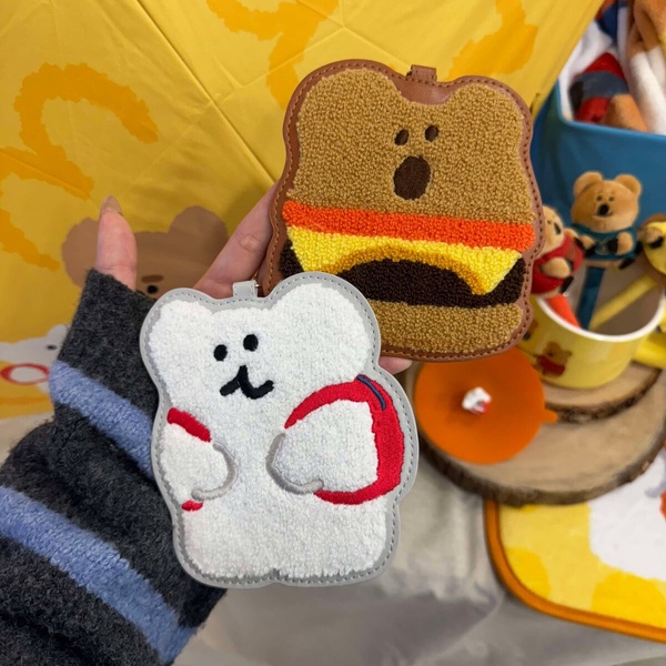 7-11「DINOTAENG」集點！QUOKKA抱枕毯、絨毛造型筆、刺繡票卡套、摺疊傘等20款一次看