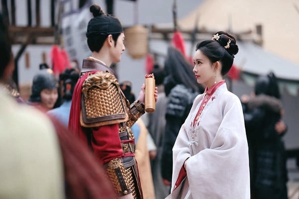 《掌心》比《五福臨門》上癮！9部「追一集就秒入坑」高口碑陸劇！最後一部真正神選角