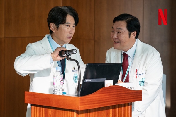 《外傷重症中心》6大爆紅原因：韓宥林角色討喜又真實，沒有「loveline」是最大關鍵！