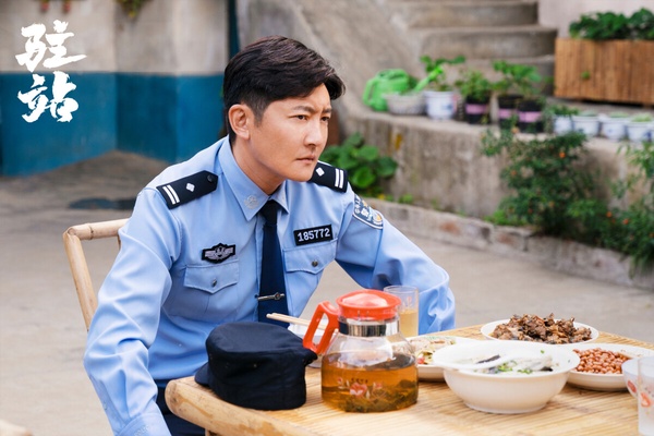 一月陸劇評分榜TOP10！《五福臨門》5.7分落榜，《國色芳華》7.7分，冠軍8.3分意外好看