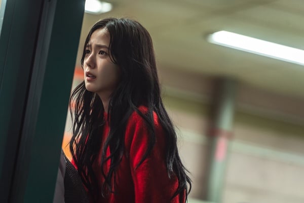 《新烏托邦》首播評價兩極：劇情超拖，韓網轟Jisoo演技「不是BLACKPINK的話毫無用處」