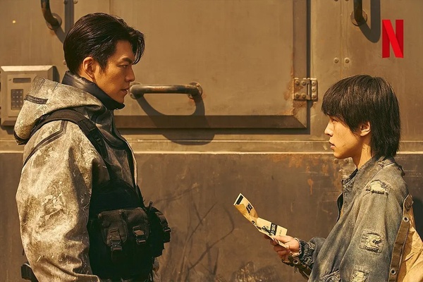 Netflix「觀看數最高」原創韓劇TOP10!《外傷重症中心》第6輸《魷魚遊戲2》，冠軍近3億