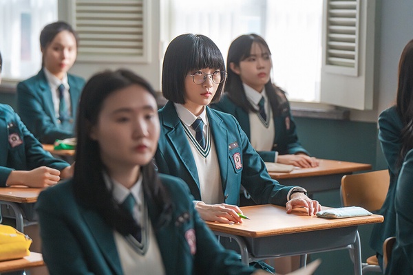 《善意的競爭》7大劇情看點&amp;amp;amp;amp;amp;amp;amp;amp;amp;amp;amp;amp;角色介紹：改編同名人氣網漫，惠利19禁浴缸吻戲親超久！