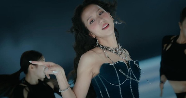 Jisoo 新歌〈earthquake〉MV同款單品盤點！Dior、Cartier、Vivienne Westwood都入鏡！