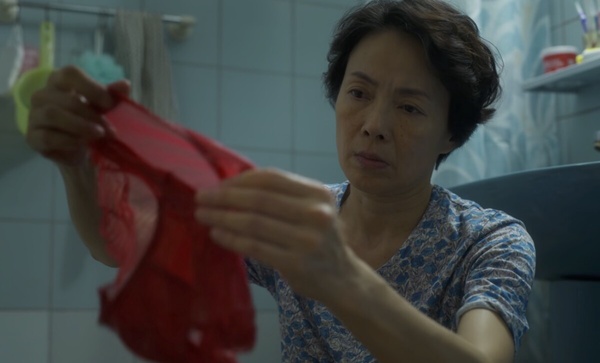Netflix《童話故事下集》曾學友媽寶行為！吃東西要媽媽餵，不搬出去住，第5點最氣人！