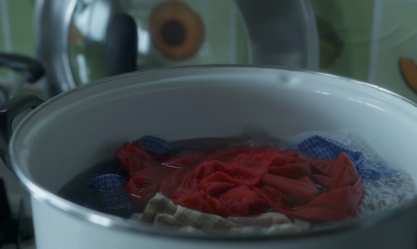 Netflix《童話故事下集》曾學友媽寶行為！吃東西要媽媽餵，不搬出去住，第5點最氣人！