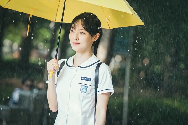 《我們的浪漫電影》吸睛配角！李濬榮是《假面女郎》渣男，朴寶英弟竟是《弱美男》惡霸