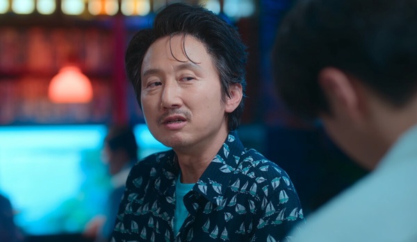 《我們的浪漫電影》吸睛配角！李濬榮是《假面女郎》渣男，朴寶英弟竟是《弱美男》惡霸
