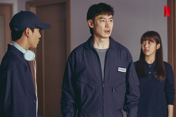《我們的浪漫電影》太平淡？8部「第一集就超好看」Netflix韓劇，最後2部從頭精彩到尾