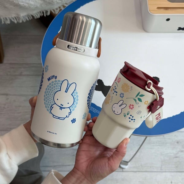 7-11「Miffy米飛兔70週年」集點！巨大75cm米飛兔玩偶、翻轉抱枕、隨行杯等30款一次看