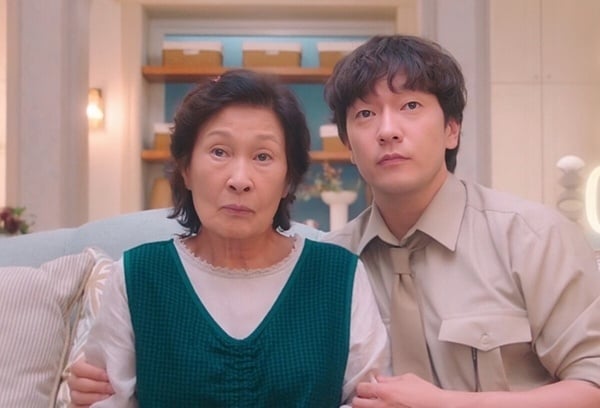 7對「年齡差超大」韓劇CP：林智妍&amp;amp;amp;amp;amp;amp;amp;amp;amp;amp;amp;李政宰遭吐槽父女檔、鬼怪CP差一輪，這對竟相差42歲