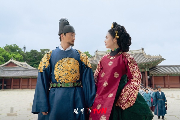 二月「觀眾最愛」韓劇TOP8！《我的完美秘書》竟墊底，《魷魚遊戲2》第6，冠軍真的好看