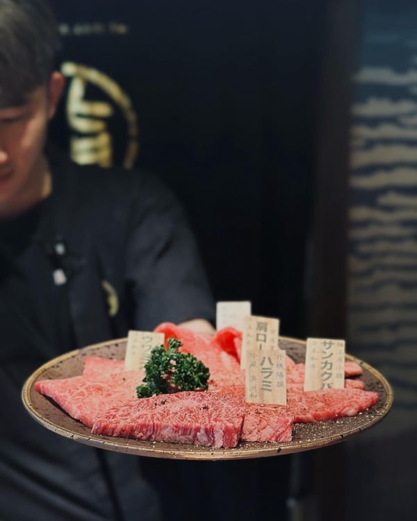 台中燒肉餐廳推薦11：脂.板前炭火燒肉