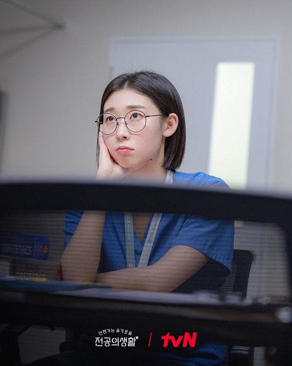 Netflix《機智住院醫生生活》劇情、角色介紹！機醫延伸劇，高允貞領銜新四人幫