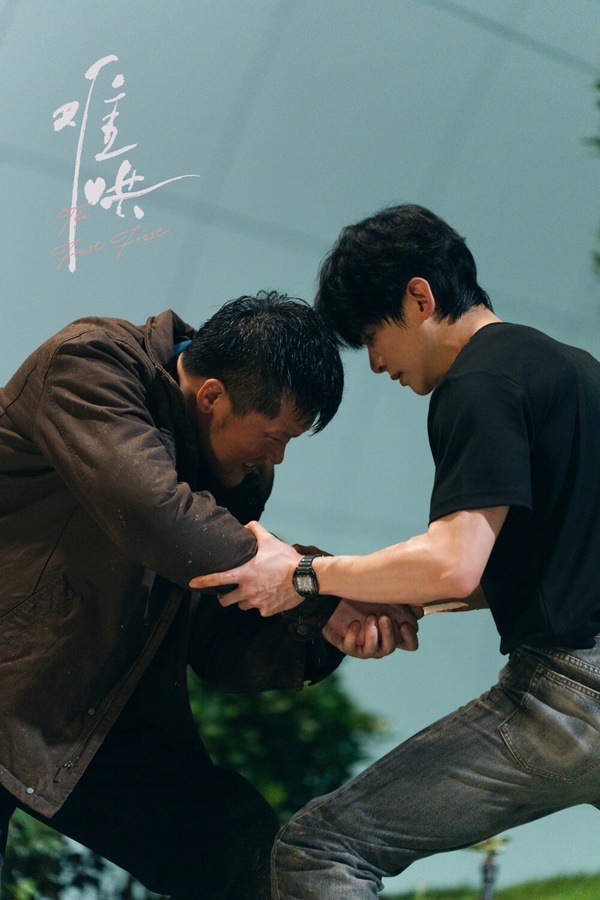 《難哄》桑延男友力滿滿的小細節！特地買夜燈、為她親手抓住壞人，多次去宜荷見溫以凡