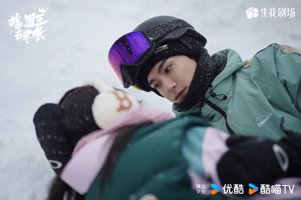 近年「最高熱搜」現偶甜寵陸劇TOP10!白敬亭《難哄》第5，《偷偷藏不住》第3，冠軍是它