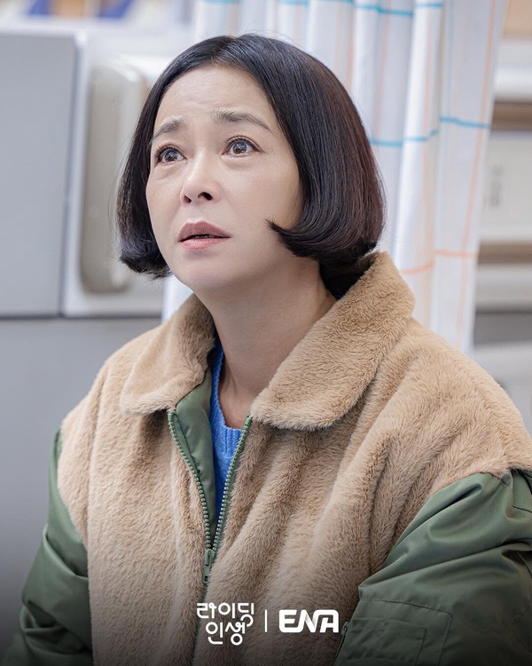 3月韓劇哪部好看?《苦盡柑來遇見你》《臥底高中》好評不斷，有部「冷門好劇」錯過可惜