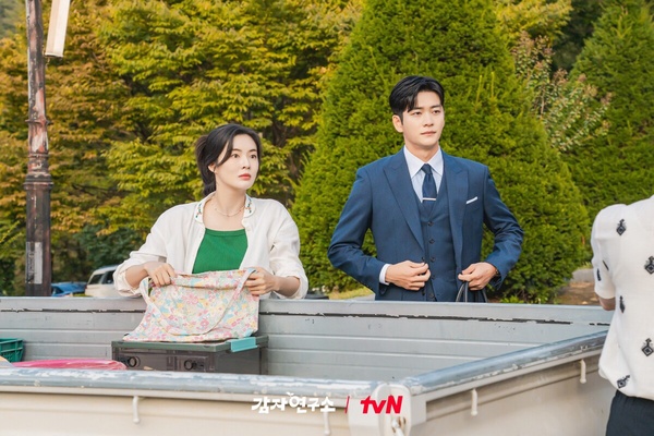 三月韓劇熱度排行TOP10！《協商的技術》第5輸《寶物島》、《臥底高中》，冠軍真的好看