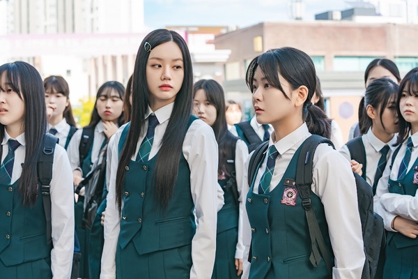 三月韓劇熱度排行TOP10！《協商的技術》第5輸《寶物島》、《臥底高中》，冠軍真的好看