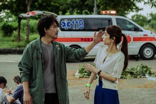 醫療台劇IMDb評分TOP9！《暴走女外科》7.3《麻醉風暴》7.6《化外之醫》8.8，冠軍是它