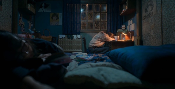 Netflix《苦盡柑來遇見你》8大隱藏彩蛋！IU真被控是北韓間諜過，金宣虎真實身份是他？