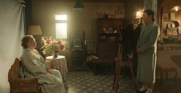 Netflix《苦盡柑來遇見你》8大隱藏彩蛋！IU真被控是北韓間諜過，金宣虎真實身份是他？