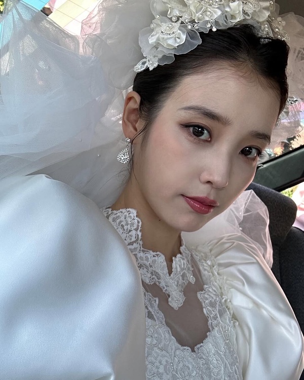 Netflix《苦盡柑來遇見你》結局幕後秘辛！IU&amp;銀明互動全是即興，朴寶劍不覺得寬植可憐
