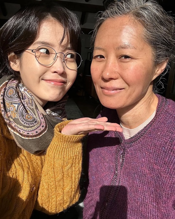 Netflix《苦盡柑來遇見你》結局幕後秘辛！IU&amp;銀明互動全是即興，朴寶劍不覺得寬植可憐