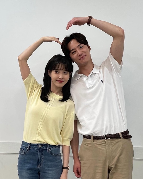 韓網熱議《苦盡柑來遇見你》IU「最具CP感」韓劇男演員！金宣虎第3，冠軍竟打敗朴寶劍