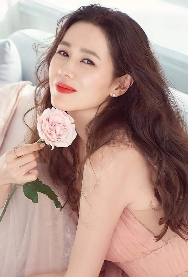 入圍最多次「百想影后」韓劇女星TOP8！IU 3次輸宋慧喬，孫藝珍7次，冠軍11提3度封后！