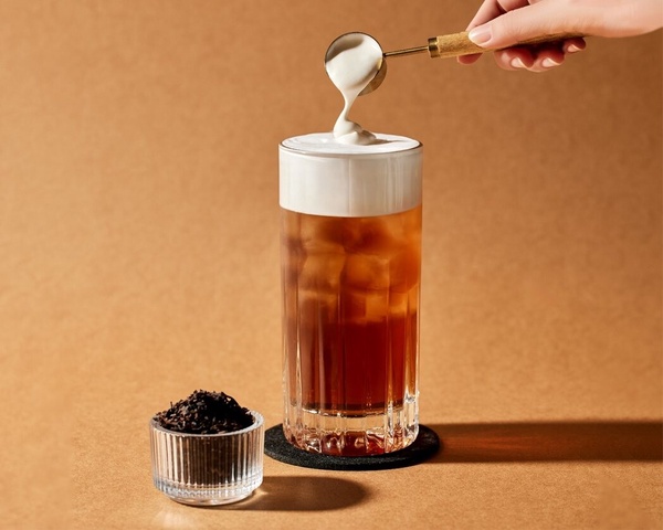 老賴茶棧「新品、優惠」：老賴推「蜂蜜系列」、「奶蓋系列」