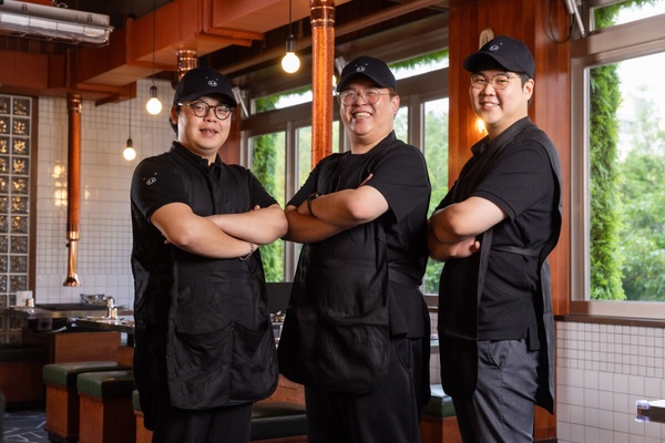 金豬食堂用餐環境：金豬食堂舒適的用餐環境，適合與朋友家人聚餐。
