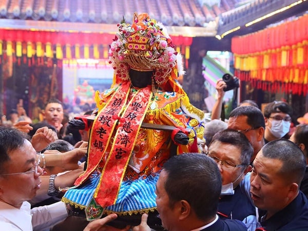 4月20日「媽祖生日」是超強開運求財日！全台十大靈驗媽祖廟，拜拜流程、開運攻略