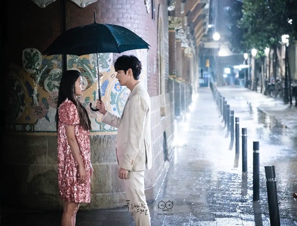 《機智住院醫生生活》好勸退?8部「一集入坑」Netflix韓劇！前兩部追1集好看到停不下來