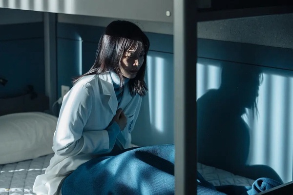 Netflix《惡緣》劇照， 劇情緊湊，全員惡人設定超帶感