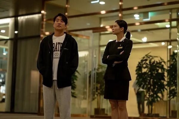 《我死的一週前》好評不輸《比天堂還美麗》！「一追淪陷」短集數愛情韓劇！這部零負評