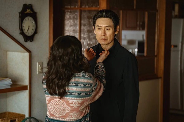 四月最熱門韓劇TOP10！《惡緣》第7輸《比天堂還美麗》，冠軍竟狠超《苦盡柑來遇見你》