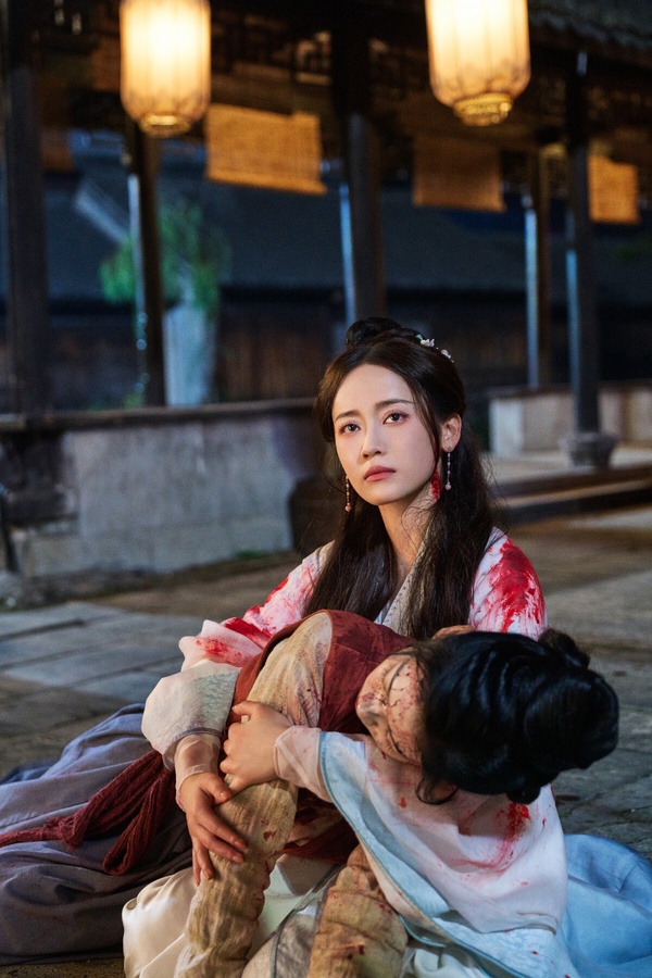 鄭湫泓女扮男裝，英姿颯爽。